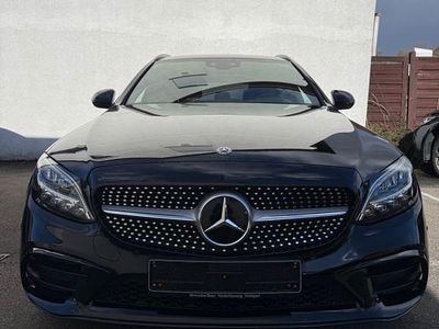 Usata Mercedes C200 AMG line 160 CV (117 kW) 2020 Nero Station wagon