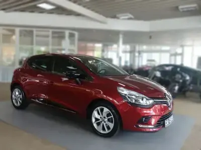 Gebraucht Renault Clio IV LIMITED 90 PS (66 kW) 2017 Rot intense (metallic) Limousine