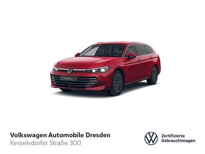 Gebraucht VW Passat Elegance 150 PS (110 kW) 2025 Rot Kombi