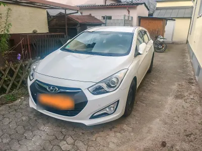 Gebraucht Hyundai i40 136 PS (100 kW) 2014 Weiß Kombi