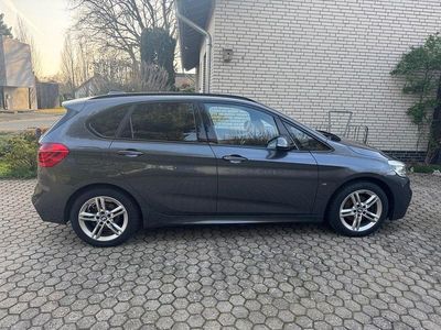 Gebraucht BMW 216 M Sport 116 PS (85 kW) 2016 Grau Van / Kleinbus