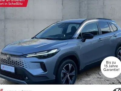 Gebraucht Toyota Corolla Cross Basis 197 PS (144 kW) 2025 Silber SUV