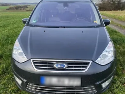 Gebraucht Ford Galaxy Titanium 163 PS (119 kW) 2011 Grau Van / Kleinbus