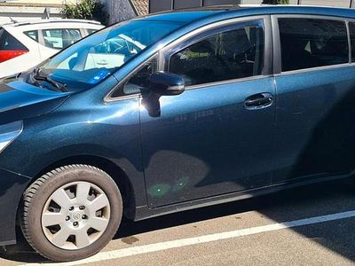 Usata Toyota Verso Comfort 110 CV (80 kW) 2014 Blu Monovolume