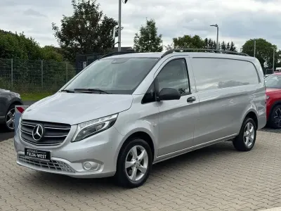 Gebraucht Mercedes Vito 190 PS (139 kW) 2022 Silber Van