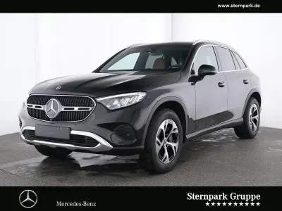 Używany Mercedes GLC300e Avantgarde 197 KM (144 kW) 2025 Czarny SUV