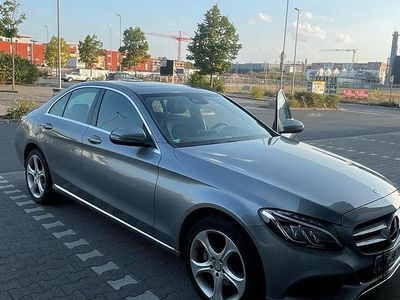 Grau Gebraucht 2016 Mercedes C220 Limousine | 12.500 € (Guter Preis)