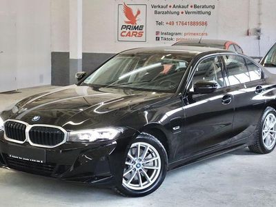 Gebraucht BMW 320e 163 PS (119 kW) 2022 Schwarz Limousine