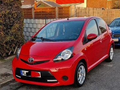 Rot Gebraucht 2012 Toyota Aygo Kleinwagen | 4.800 € (Fairer Preis)