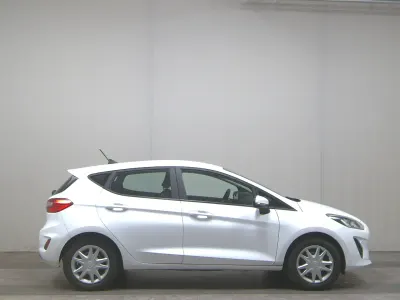 Usata Ford Fiesta Cool & Connect 75 CV (55 kW) 2020 Bianco Utilitaria