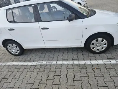 Usata Skoda Fabia 69 CV (50 kW) 2009 Bianco Utilitaria