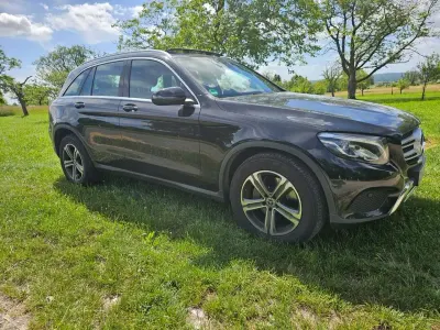 Gebraucht Mercedes GLC250 211 PS (155 kW) 2017 Schwarz SUV