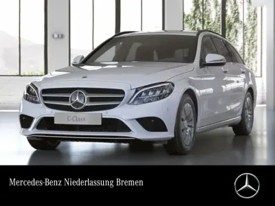 Gebraucht Mercedes C180 Avantgarde 122 PS (89 kW) 2021 Weiß Limousine