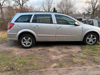 Gebraucht Opel Astra Catch Me 90 PS (66 kW) 2007 Silber Kombi