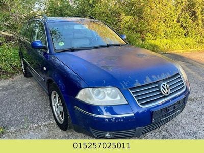Gebraucht VW Passat Highline 131 PS (96 kW) 2003 Blau Kombi