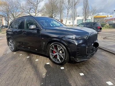 Używany BMW X5 M Sport 489 KM (359 kW) 2024 Czarny SUV