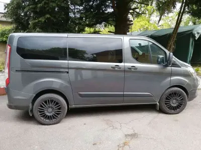 Gebraucht Ford Transit Custom Basis 105 PS (77 kW) 2019 Grau Van / Kleinbus
