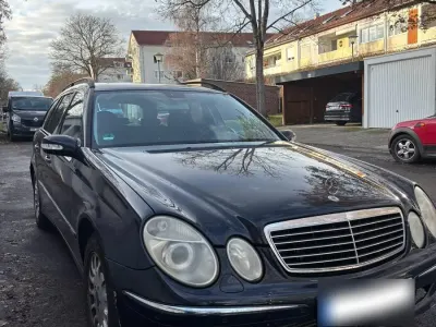 Gebraucht Mercedes 220 163 PS (119 kW) 2004 Blau Kombi