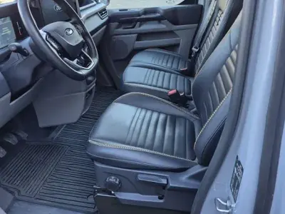 Gebraucht Ford Transit Custom 150 PS (110 kW) 2025 Grau Van