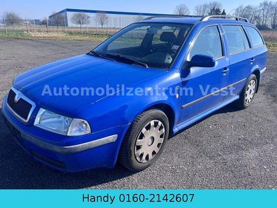 Usado Skoda Octavia Comfort 110 HP (80 kW) 2004 Azul Carrinha