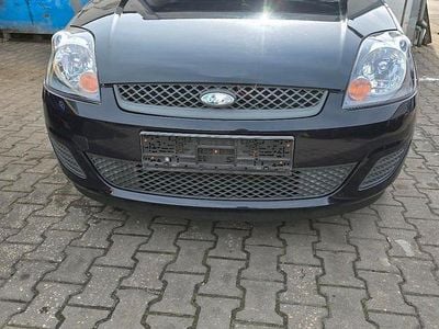 Gebraucht Ford Fiesta 70 PS (51 kW) 2007 Blau Kleinwagen