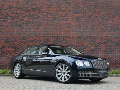 Gebraucht Bentley Flying Spur 625 PS (459 kW) 2014 Blau Limousine