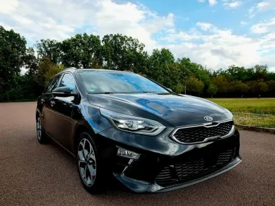 Gebraucht Kia Ceed 136 PS (100 kW) 2019 Schwarz Kleinwagen