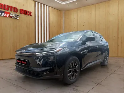 Neu Toyota bZ4X 252 kW (343 PS) 2026 Schwarz SUV