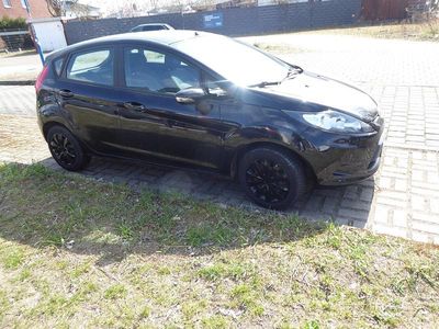 Second-hand Ford Fiesta 82 CP (60 kW) 2010 Negru Hatchback