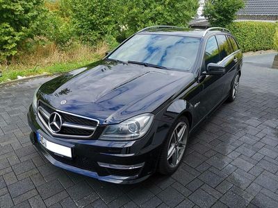 Mercedes C63 AMG