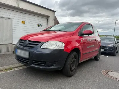 Używany VW Fox 57 KM (41 kW) 2007 Biały Hatchback