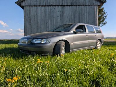 Gebraucht Volvo V70 140 PS (102 kW) 2005 Grau Kombi