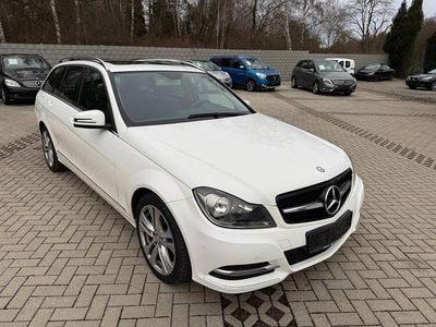 Weiß Gebraucht 2012 Mercedes C220 Avantgarde Kombi | 6.750 € (Superpreis)