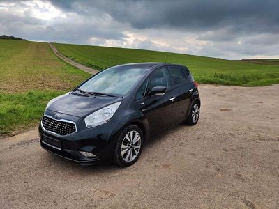 Schwarz Gebraucht 2016 Kia Venga Platinum Edition Kleinwagen | 5.990 € (Fairer Preis)