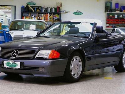 Second-hand Mercedes SL300 231 CP (169 kW) 1993 Albastru Cabrio