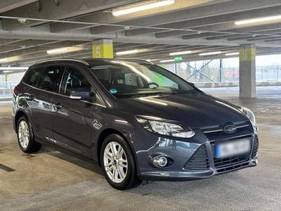 Gebraucht Ford Focus 125 PS (91 kW) 2013 Blau Kombi