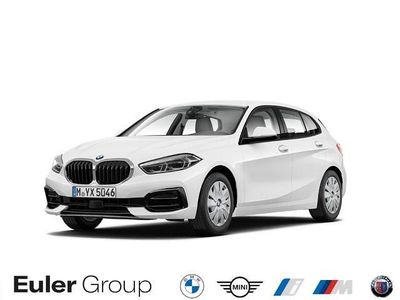 Weiss Gebraucht 2023 BMW 118 Sport Line Kleinwagen | 20.799 € (Guter Preis)