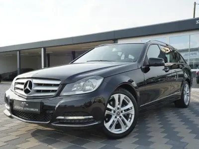 Gebraucht Mercedes C180 156 PS (114 kW) 2012 Schwarz Kombi