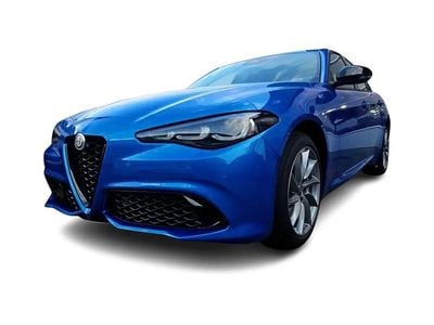 Blau Gebraucht 2024 Alfa Romeo Giulia Premium Limousine | 44.899 € (Fairer Preis)