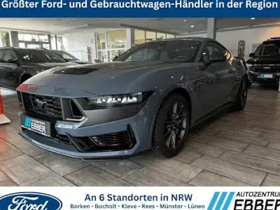 Ny Ford Mustang Dark Horse 454 HK (333 kW) 2026 Blå Coupe