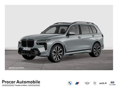 Gebraucht BMW X7 M Sport 352 PS (258 kW) 2025 Grau SUV