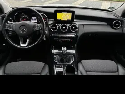 Gebraucht Mercedes C200 136 PS (100 kW) 2016 Weiß Limousine
