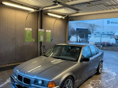 Gebraucht BMW 318 Sport Line 113 PS (83 kW) 1991 Grau Limousine