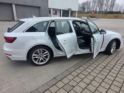 Weiß Gebraucht 2018 Audi A4 Sport Kombi | 22.999 € (Teuer)