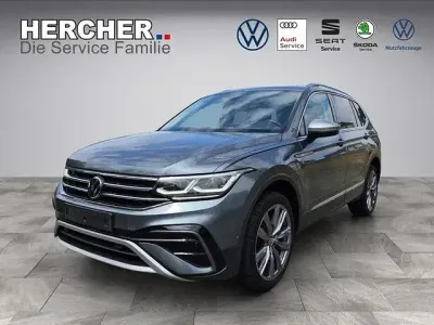 Gebraucht VW Tiguan Allspace Elegance 245 PS (180 kW) 2023 Grau SUV