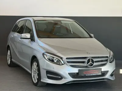 Gebraucht Mercedes B180 109 PS (80 kW) 2015 Silber Kleinwagen
