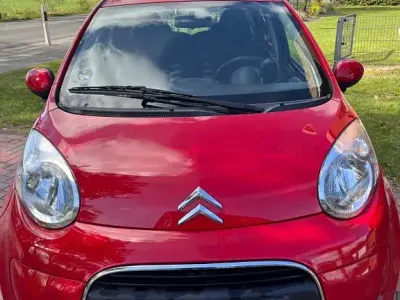 Second-hand Citroën C1 68 CP (50 kW) 2011 Roșu Hatchback