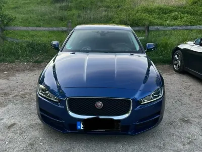 Occasion Jaguar XE 179 PK (131 kW) 2016 Blauw Sedan