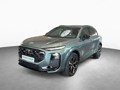 Gebraucht Audi Q3 Sport 204 PS (150 kW) 2026 Salbeigrün metallic SUV