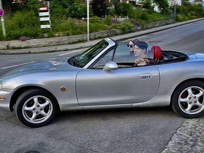 Gebraucht Mazda MX5 110 PS (80 kW) 1999 Silber Cabrio